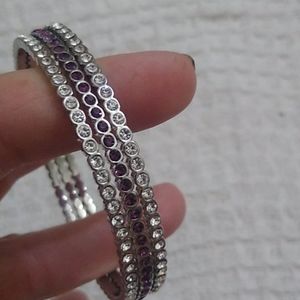 Set of tri-bangles